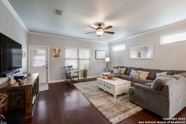 Image 10 of 32 For 8511 Sandy Meadows