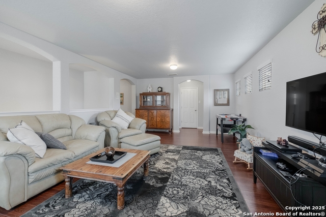 Image 20 of 32 For 8511 Sandy Meadows