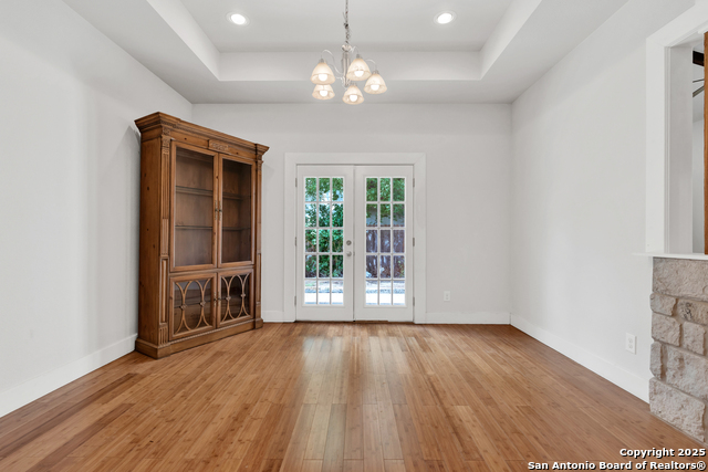 Image 8 of 28 For 3330 Charleston