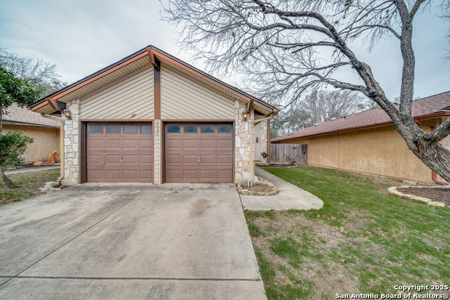 Image 2 of 25 For 12527 Valle De Zavala