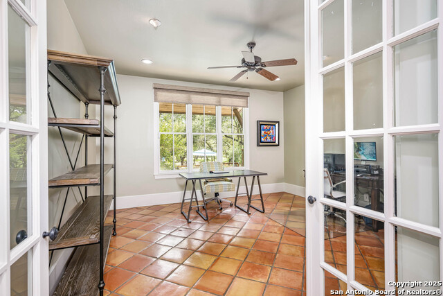 Image 13 of 55 For 815 Old Boerne Road