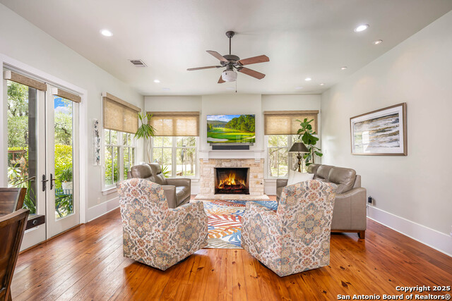 Image 21 of 55 For 815 Old Boerne Road