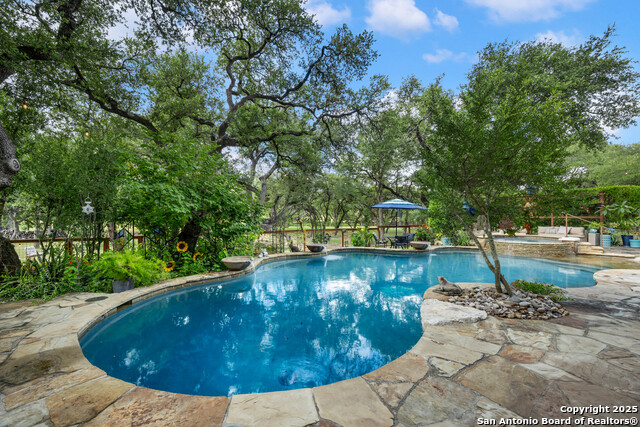 Image 35 of 55 For 815 Old Boerne Road