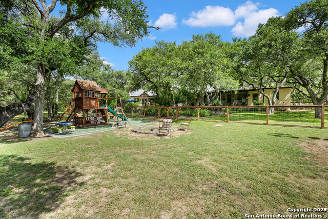 Image 44 of 55 For 815 Old Boerne Road