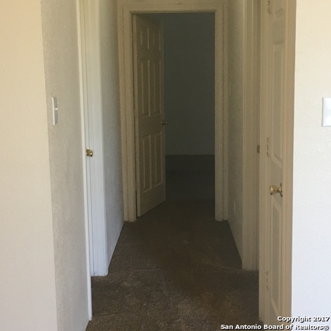 Listing photo id 3 for 7351 Golf Vista Blvd