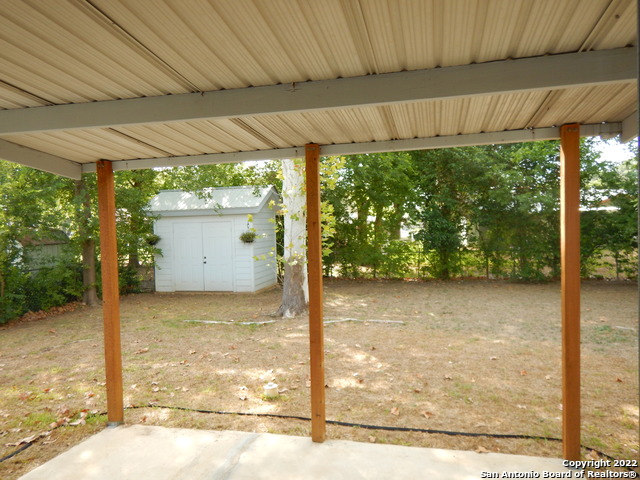 Image 16 of 18 For 404 Nell Deane Blvd