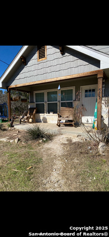 Image 2 of 4 For 535 Oak Trail