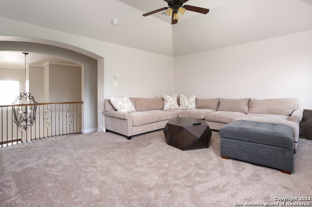 Image 19 of 37 For 502 Canyon Rise