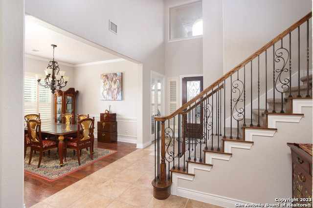 Image 5 of 37 For 502 Canyon Rise