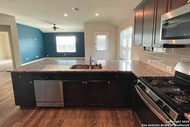Image 8 of 23 For 1043 Raceland