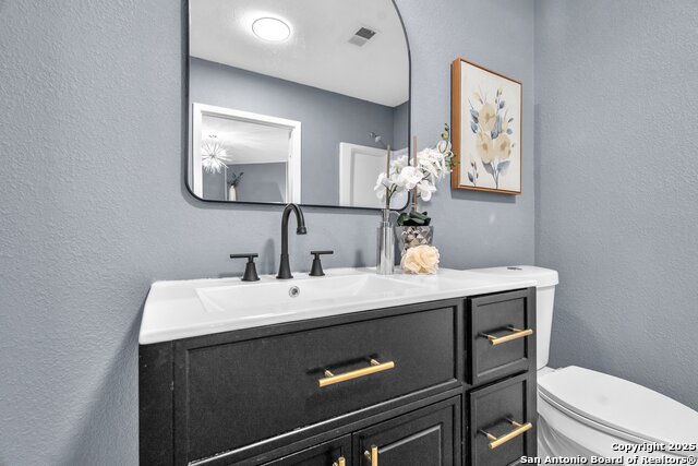 Image 31 of 50 For 5902 Brenda Ln