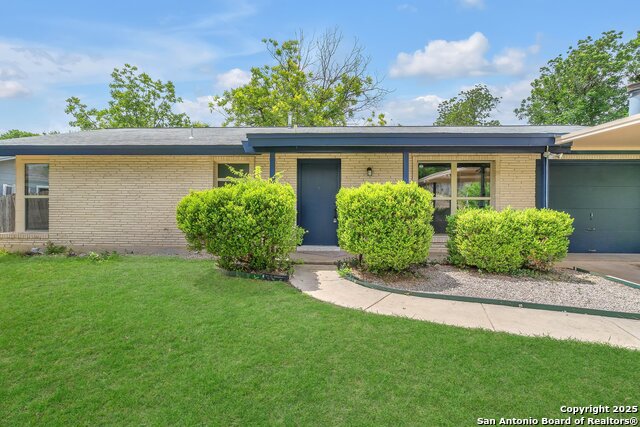 Image 6 of 50 For 5902 Brenda Ln