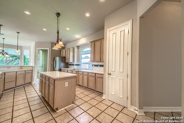 Image 17 of 47 For 414 Texas  