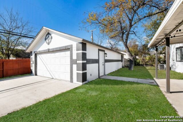 Image 35 of 42 For 302 Shadwell Drive