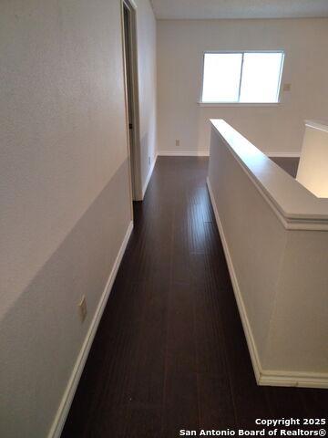Image 12 of 29 For 10438 Goldstone Dr
