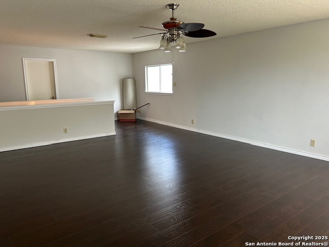 Image 14 of 29 For 10438 Goldstone Dr