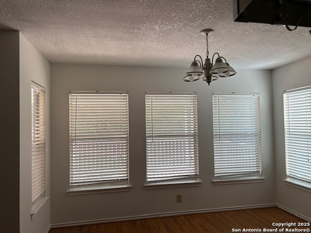 Image 8 of 29 For 10438 Goldstone Dr