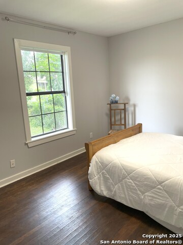 Listing photo id 6 for 102 Colton