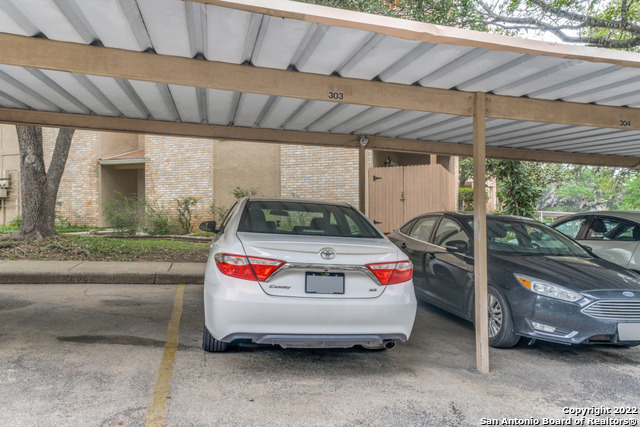 Image 12 of 14 For 4119 Medical Dr  303c