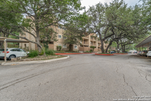 Image 13 of 14 For 4119 Medical Dr  303c