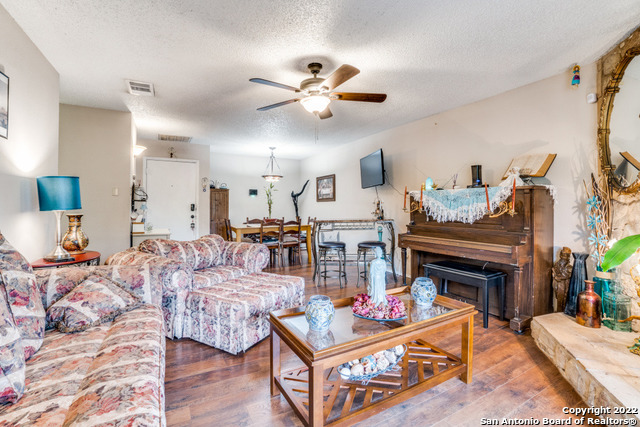 Image 2 of 14 For 4119 Medical Dr  303c