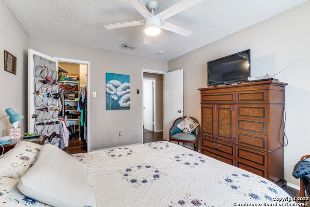 Image 6 of 14 For 4119 Medical Dr  303c