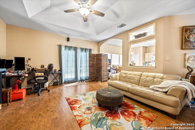 Image 10 of 28 For 115 Morgans Cir