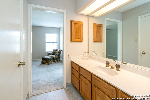 Image 40 of 62 For 27301 Autumn Glen