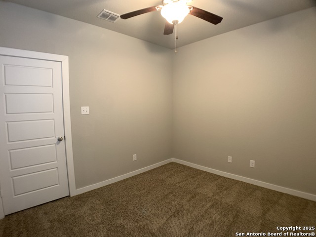 Image 11 of 23 For 537 Creekside Frst