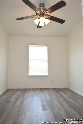 Image 22 of 27 For 9667 Acadian Drive