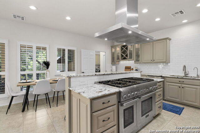 Image 17 of 53 For 8532 Alydar Cir