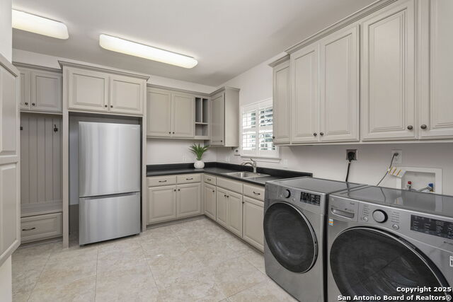 Image 19 of 53 For 8532 Alydar Cir