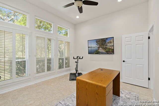 Image 22 of 53 For 8532 Alydar Cir