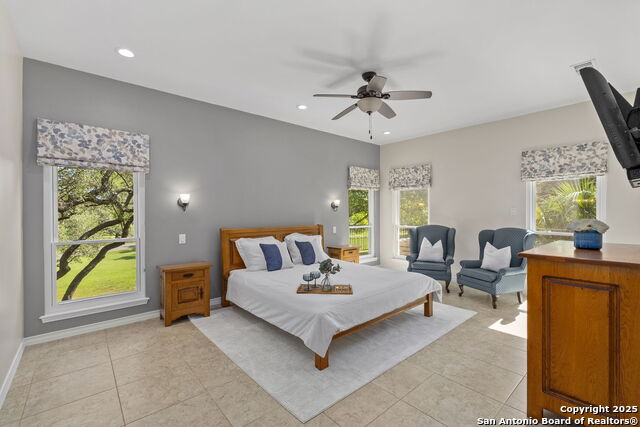 Image 23 of 53 For 8532 Alydar Cir