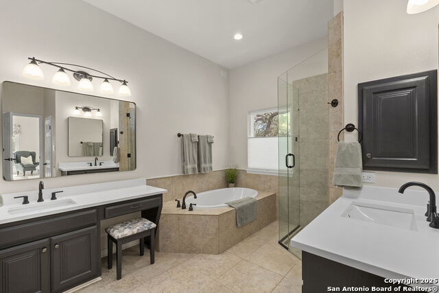 Image 26 of 53 For 8532 Alydar Cir