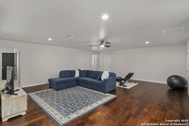 Image 28 of 53 For 8532 Alydar Cir