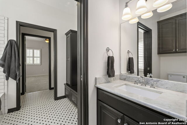 Image 32 of 53 For 8532 Alydar Cir