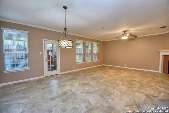 Listing photo id 9 for 9410 Wind Dancer