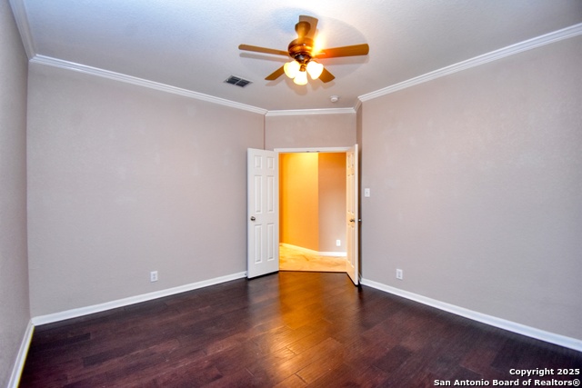 Listing photo id 17 for 9410 Wind Dancer