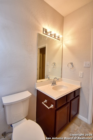 Listing photo id 19 for 9410 Wind Dancer