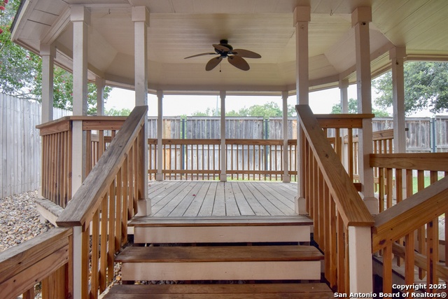 Listing photo id 42 for 9410 Wind Dancer