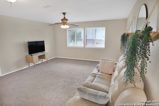 Listing photo id 24 for 10303 Buckskin Rise