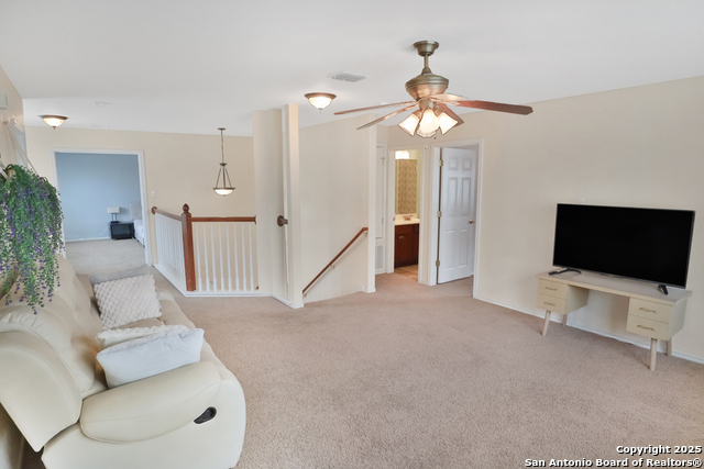 Listing photo id 25 for 10303 Buckskin Rise