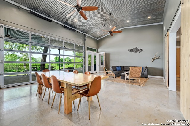 Listing photo id 21 for 464 County Road 471