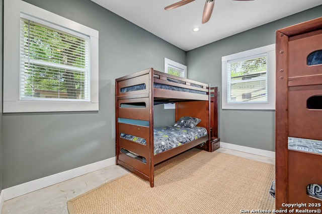 Listing photo id 30 for 464 County Road 471