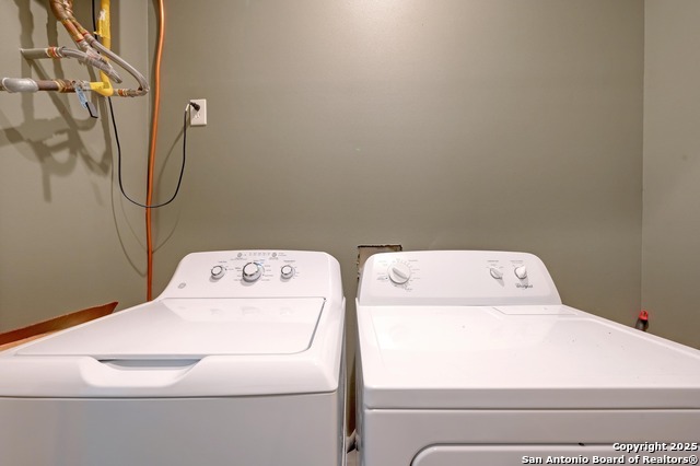 Listing photo id 35 for 464 County Road 471