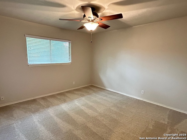 Image 11 of 25 For 7833 Grass Hollow