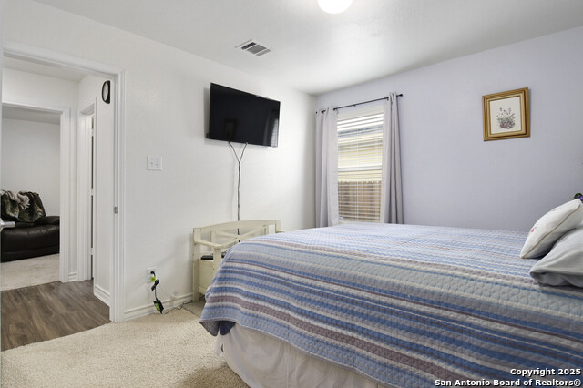 Image 17 of 24 For 6429 Hoffman Pln