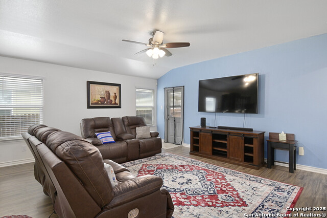 Image 9 of 24 For 6429 Hoffman Pln