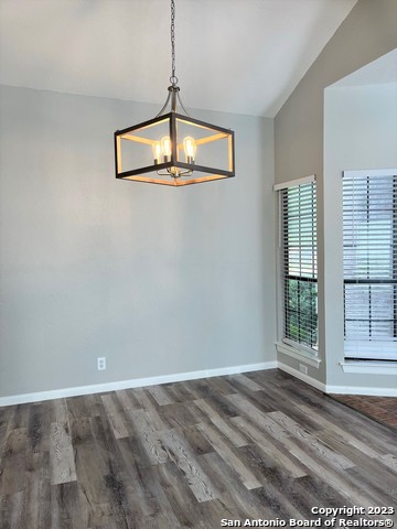 Image 2 of 20 For 19906 Encino Briar